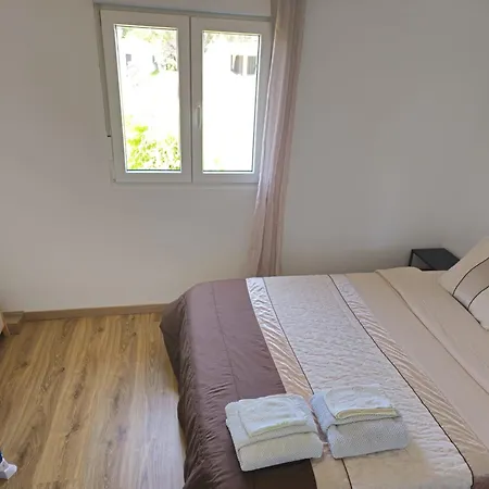 בית נופש Moradia Aura Santi